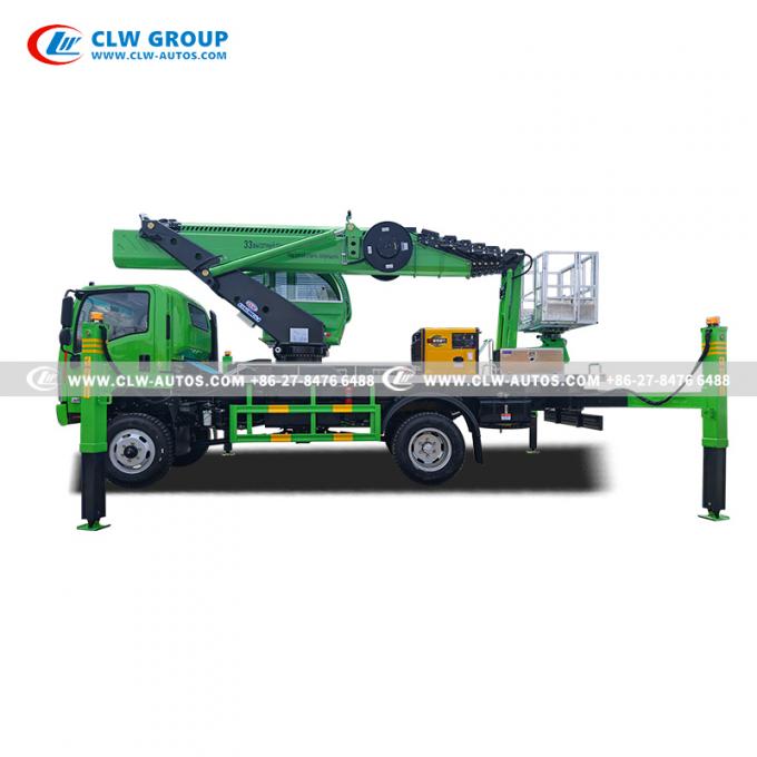 ISUZU 4Ã4 Telescopic Cherry Picker Truck boom extension